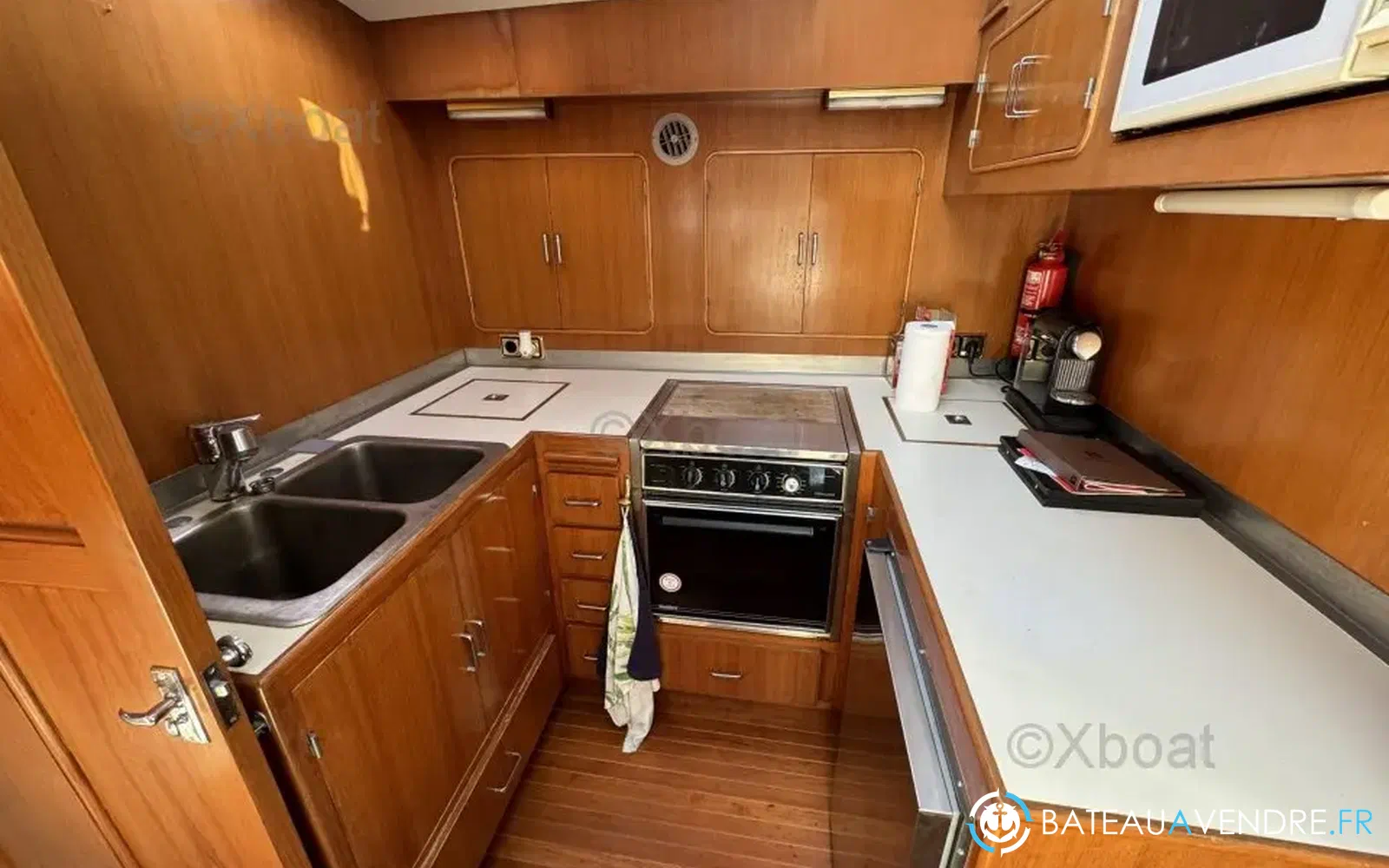 slider 7 Horizon 40 Trawler