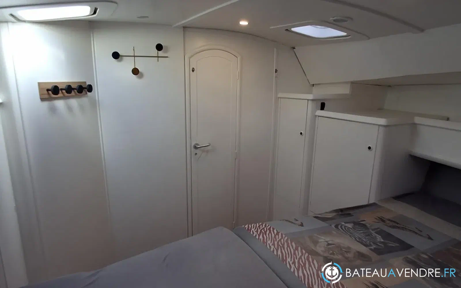 slider 24 Jeanneau Sun Odyssey 45.2