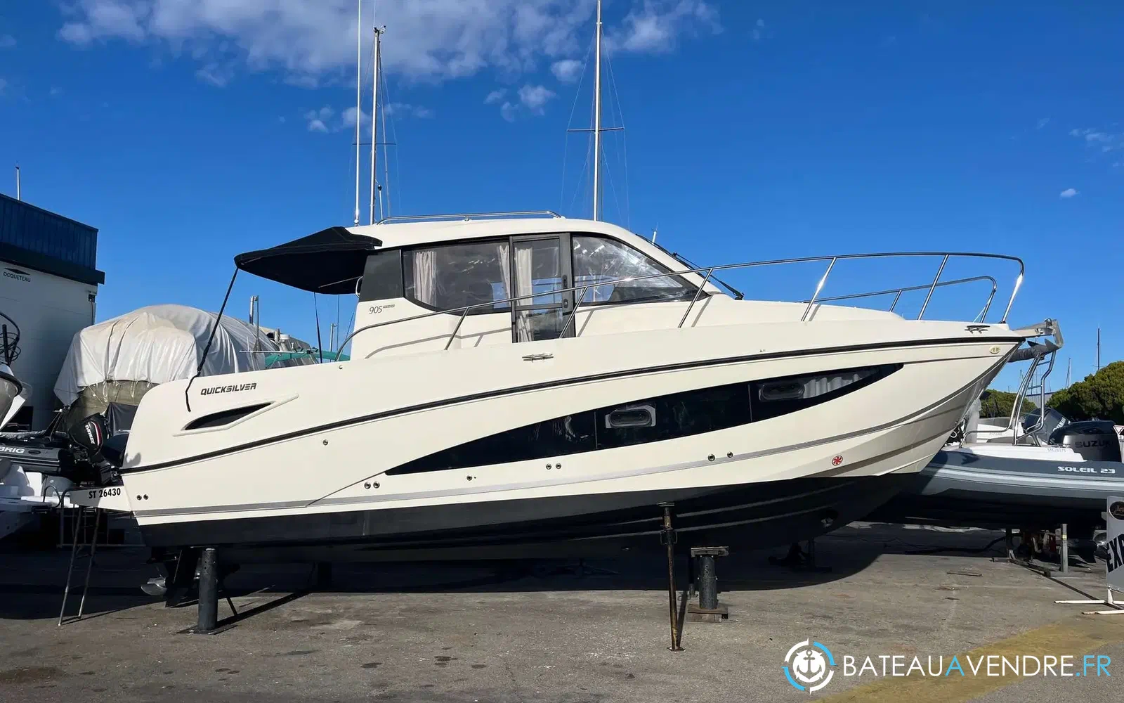 slider 7 Quicksilver Activ 905 Weekend