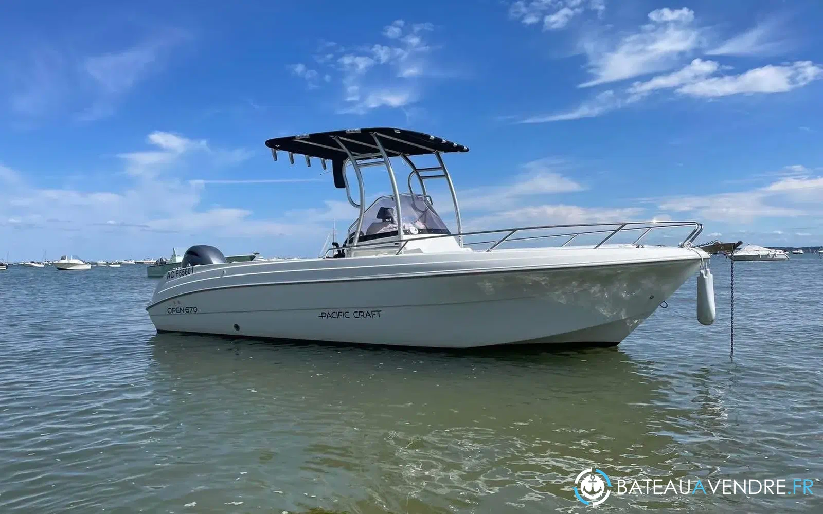 slider 0 Pacific Craft 670 Open