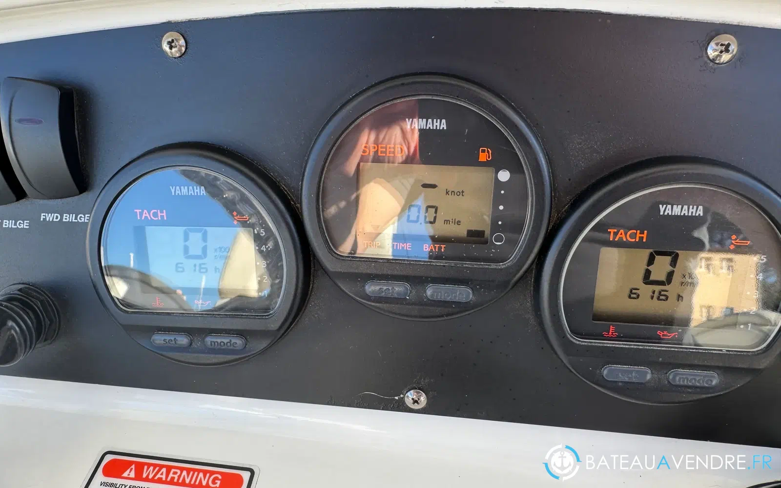 slider 29 Boston Whaler 320 Outrage