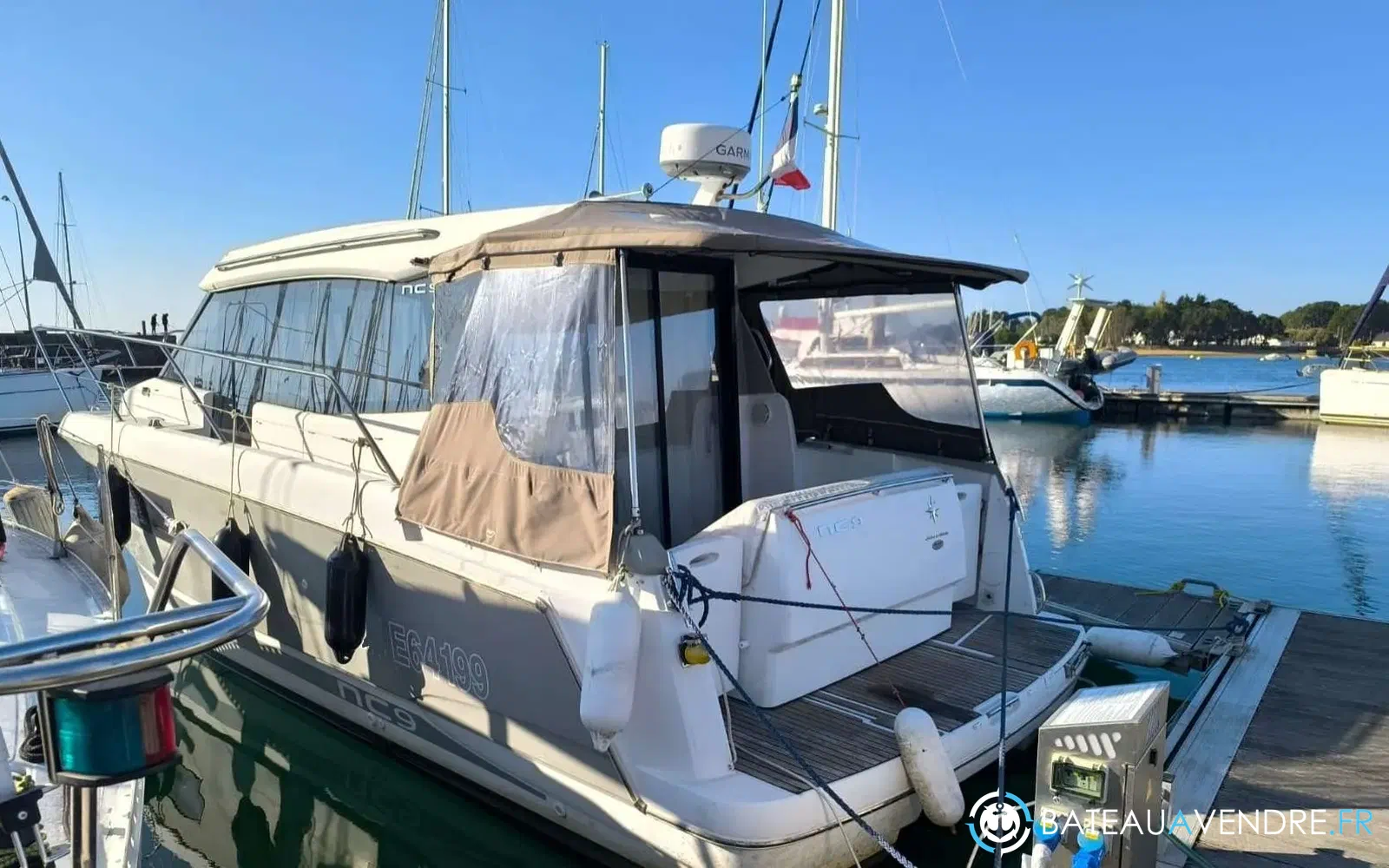 slider 5 Jeanneau NC 9