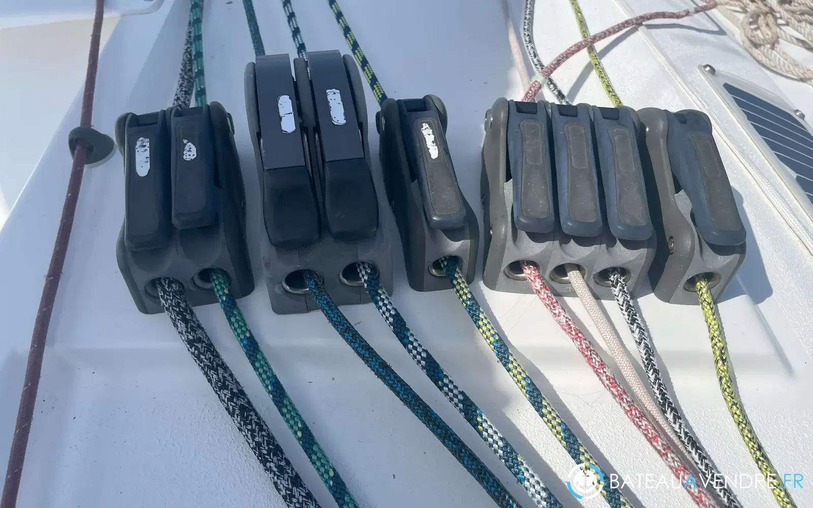 slider 6 Pogo Structures Pogo 30