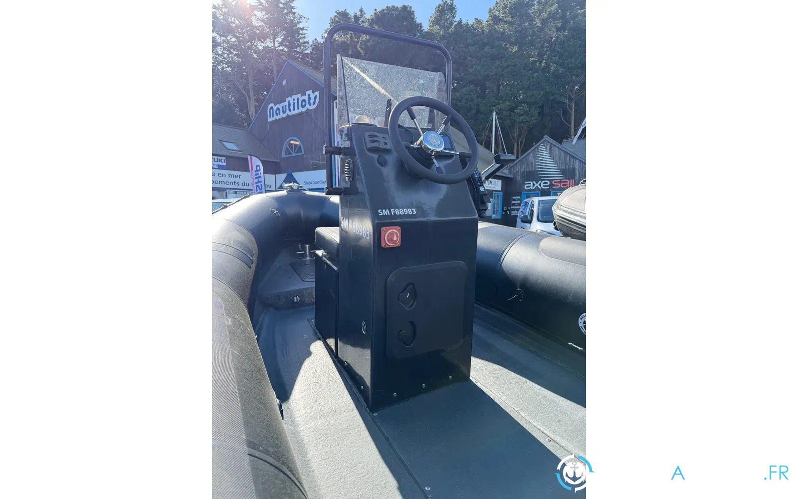 slider 1 Tarpon AD 55