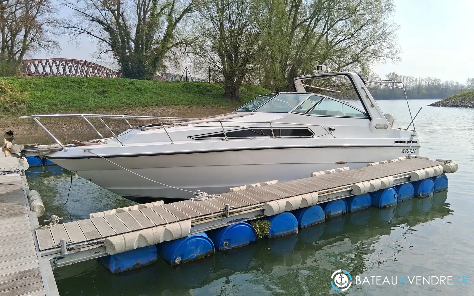 slider 1 Sea Ray 268 Sundancer