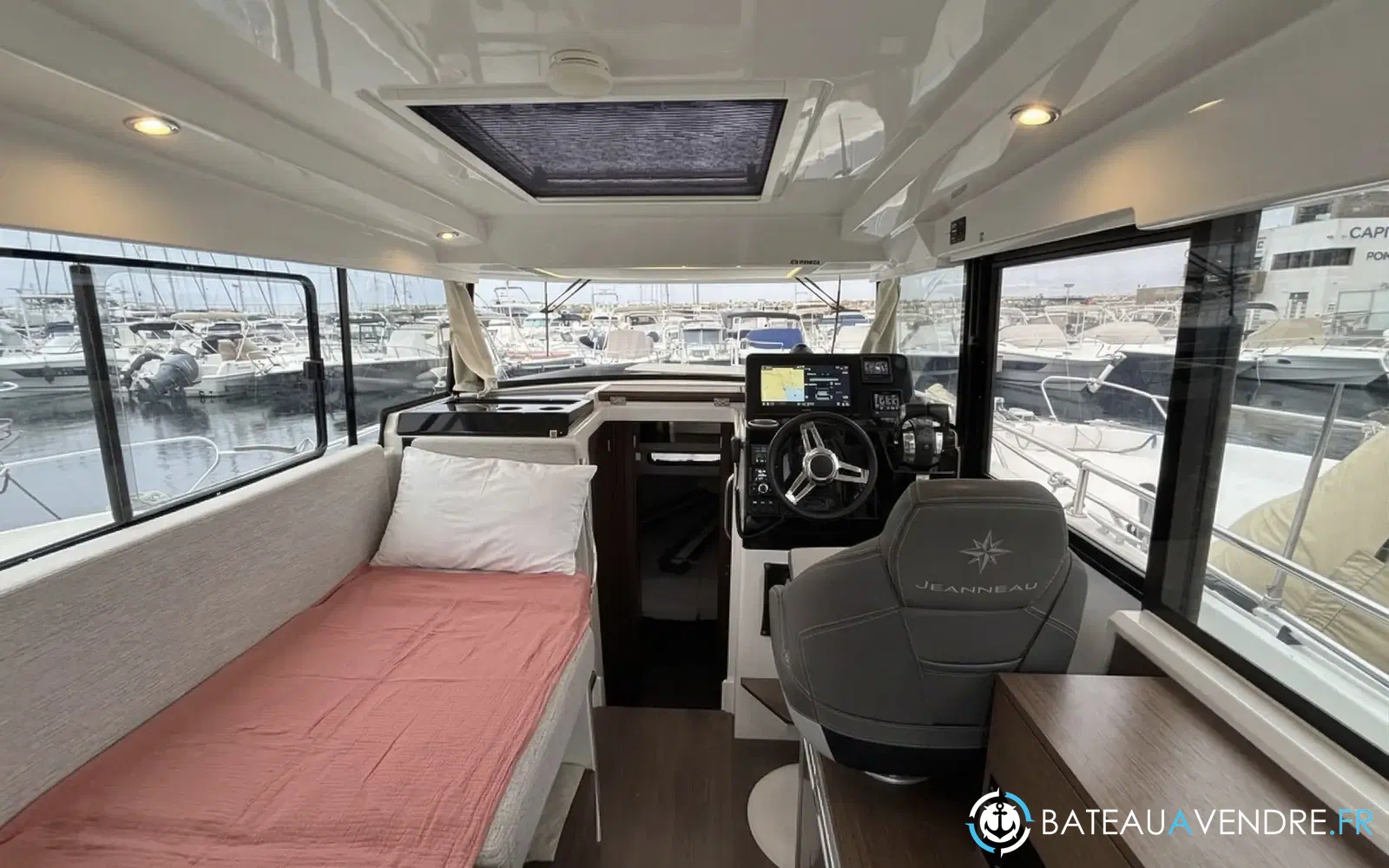 slider 14 Jeanneau Merry Fisher 895
