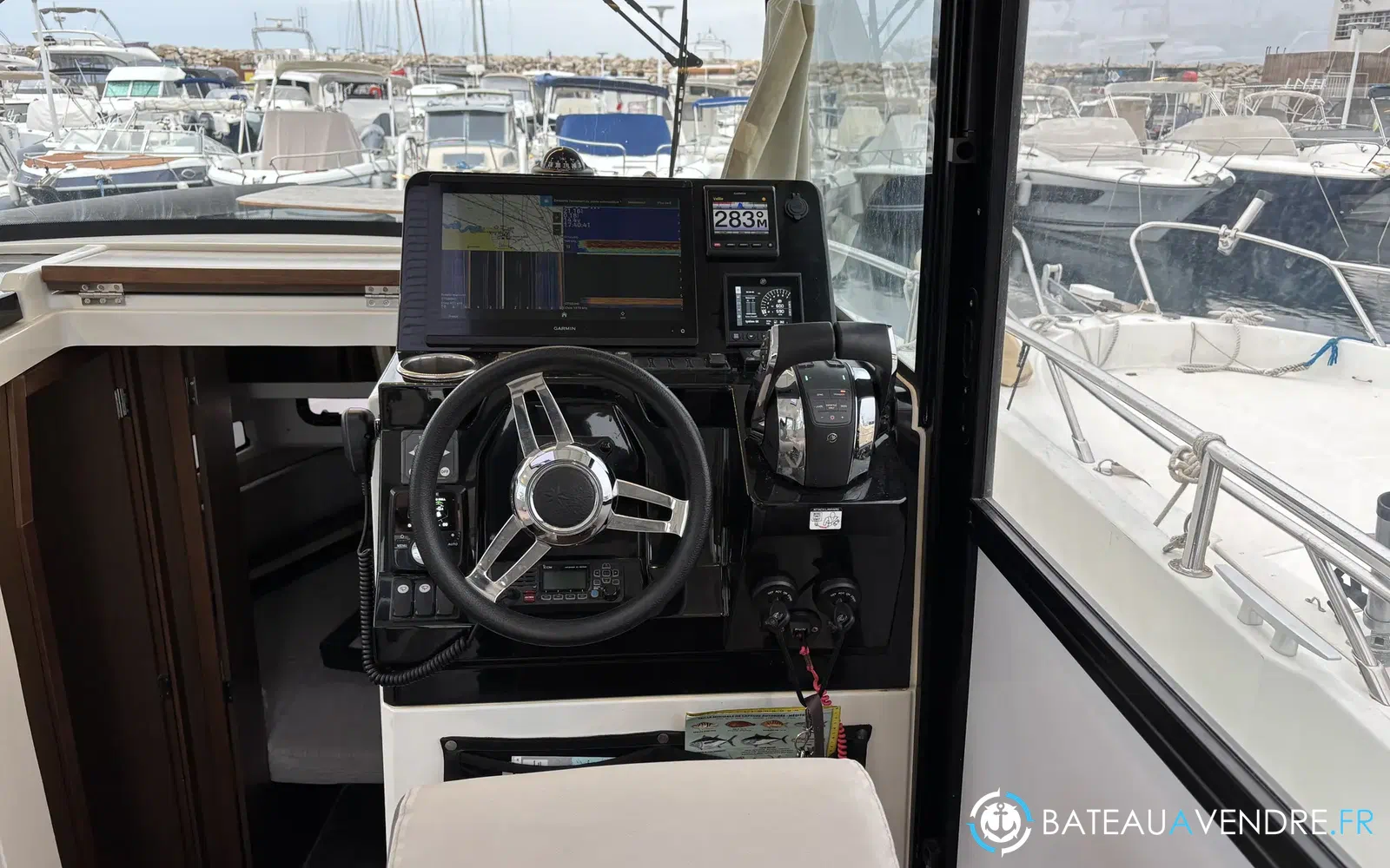 slider 17 Jeanneau Merry Fisher 895