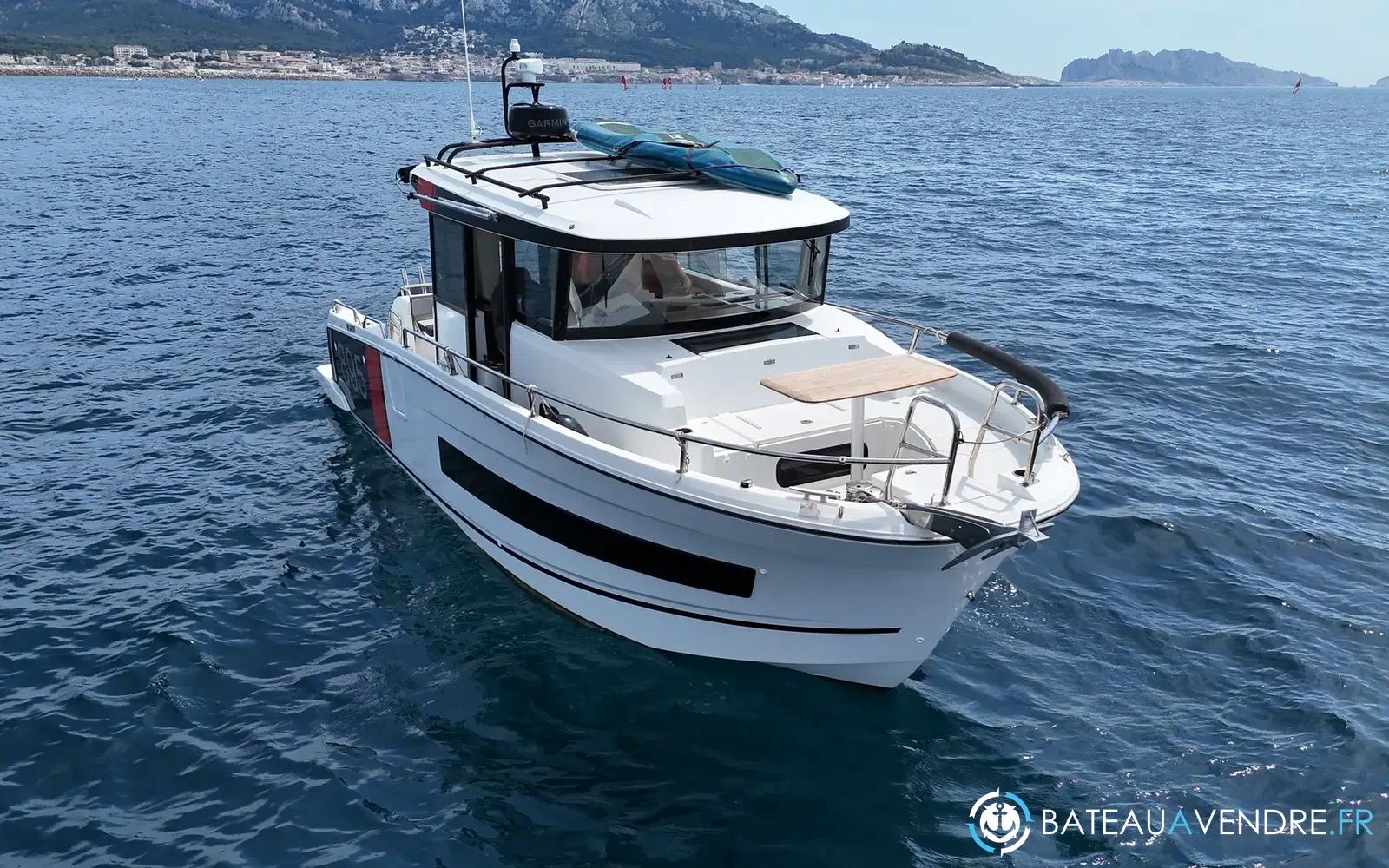 slider 3 Jeanneau Merry Fisher 895