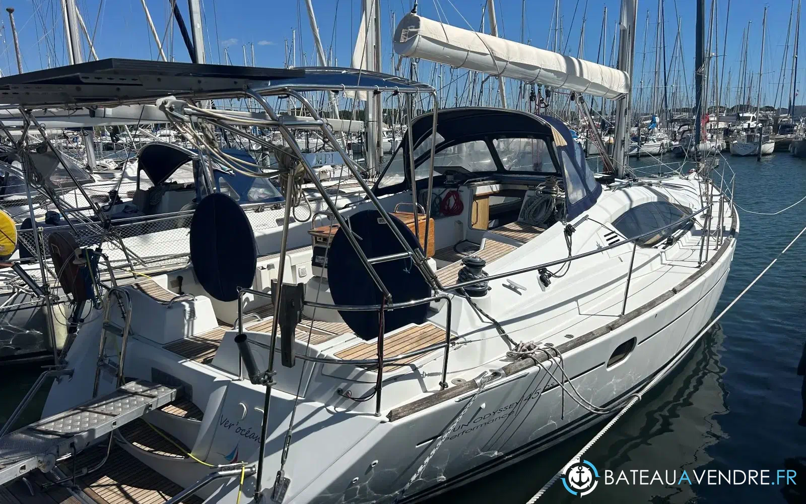 slider 18 Jeanneau Sun Odyssey 45 DS