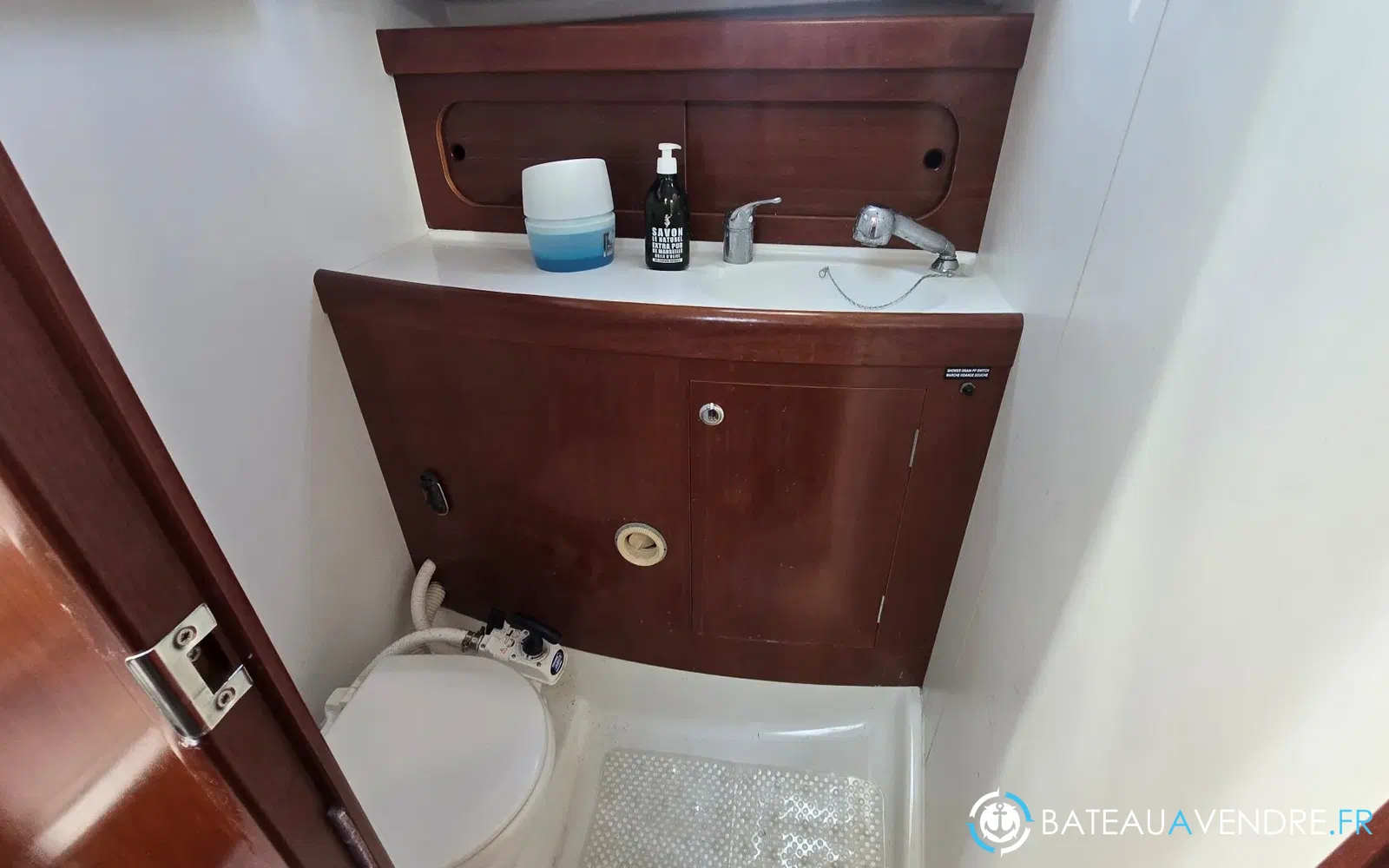 slider 9 Beneteau Antares Serie 9 Limited