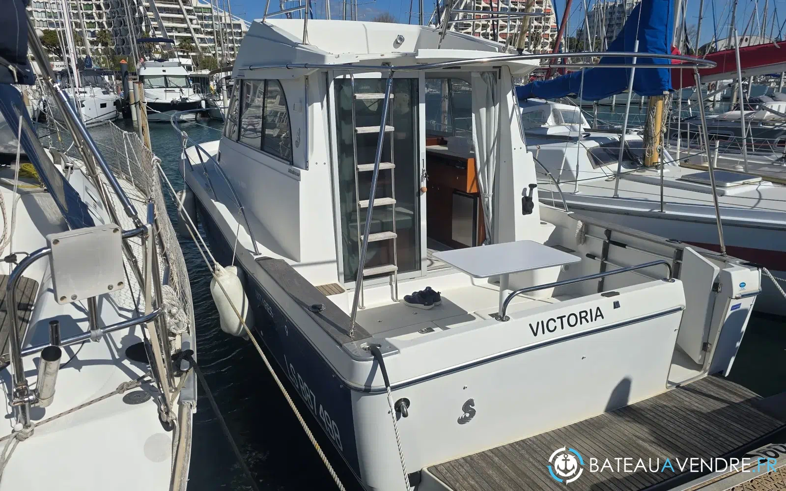 slider 2 Beneteau Antares Serie 9 Limited