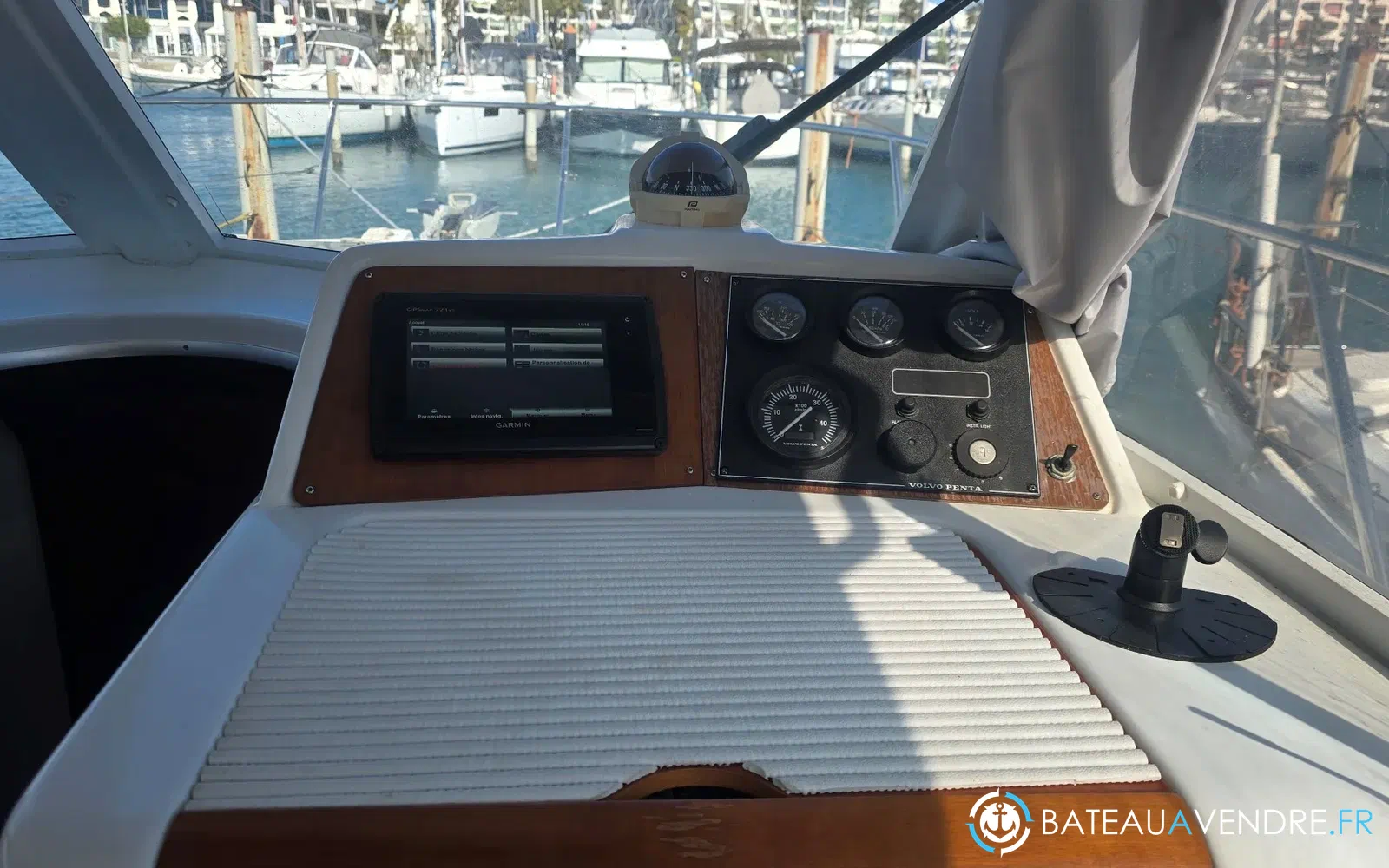 slider 3 Beneteau Antares Serie 9 Limited