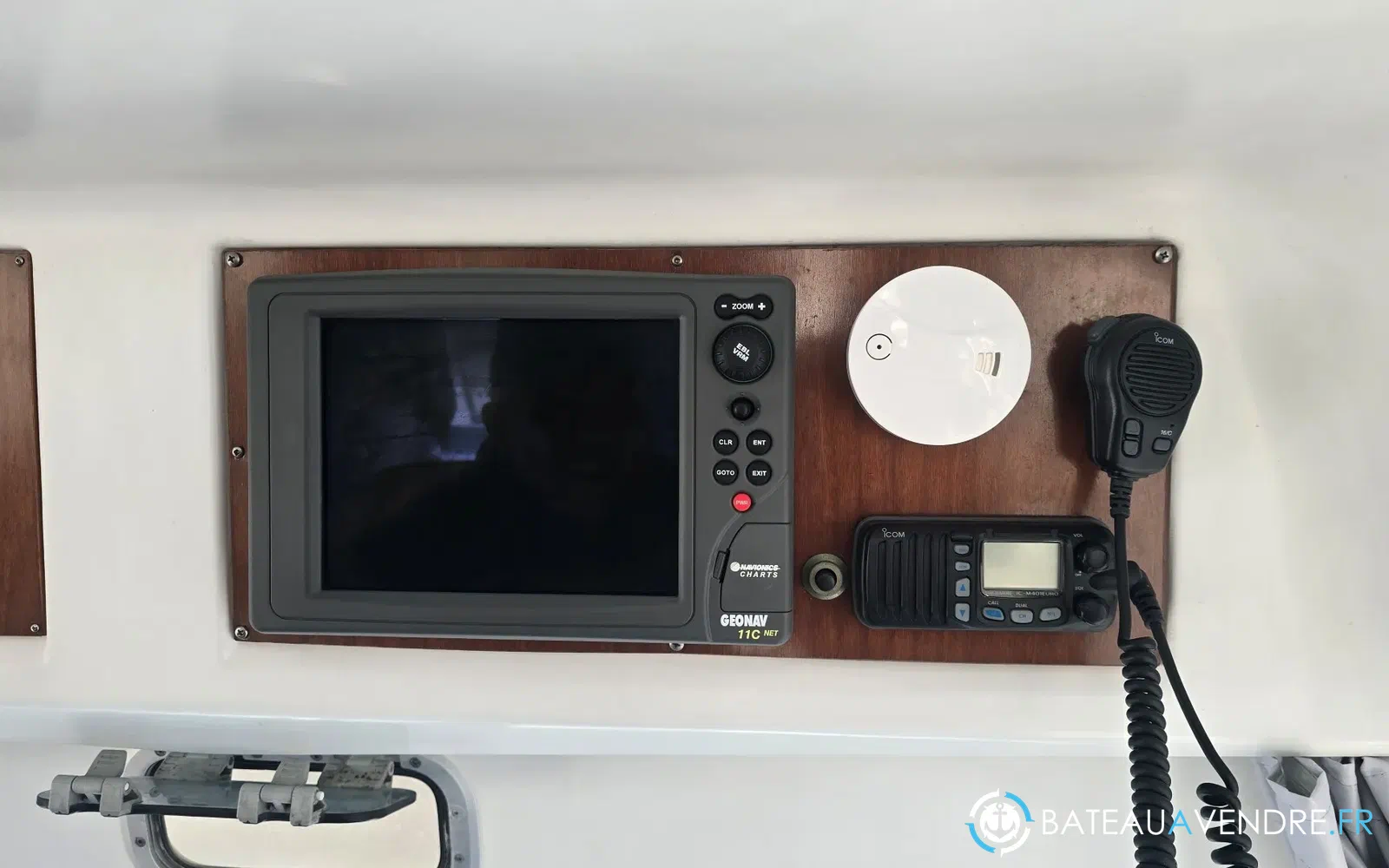 slider 5 Beneteau Antares Serie 9 Limited