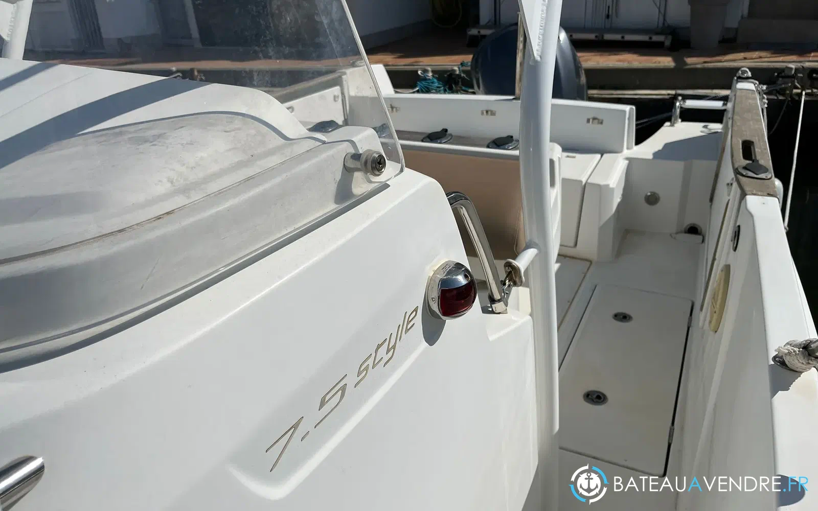 slider 8 Jeanneau Cap Camarat 7.5 CC Style