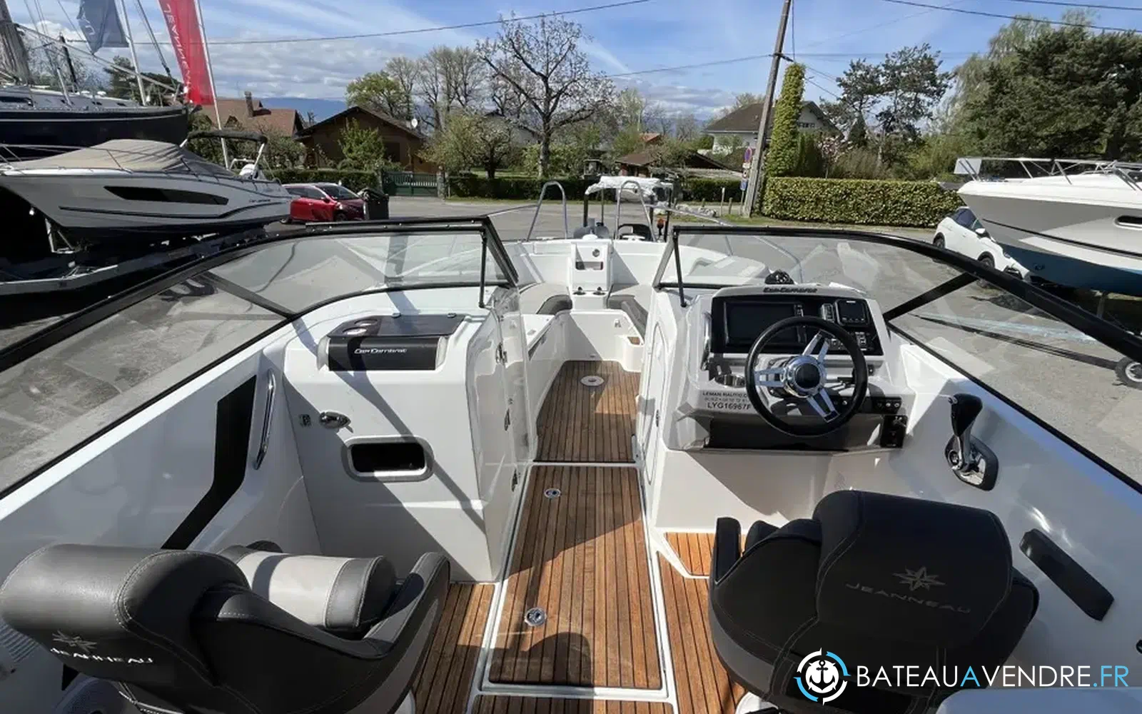slider 7 Jeanneau Cap Camarat 7.5 BR