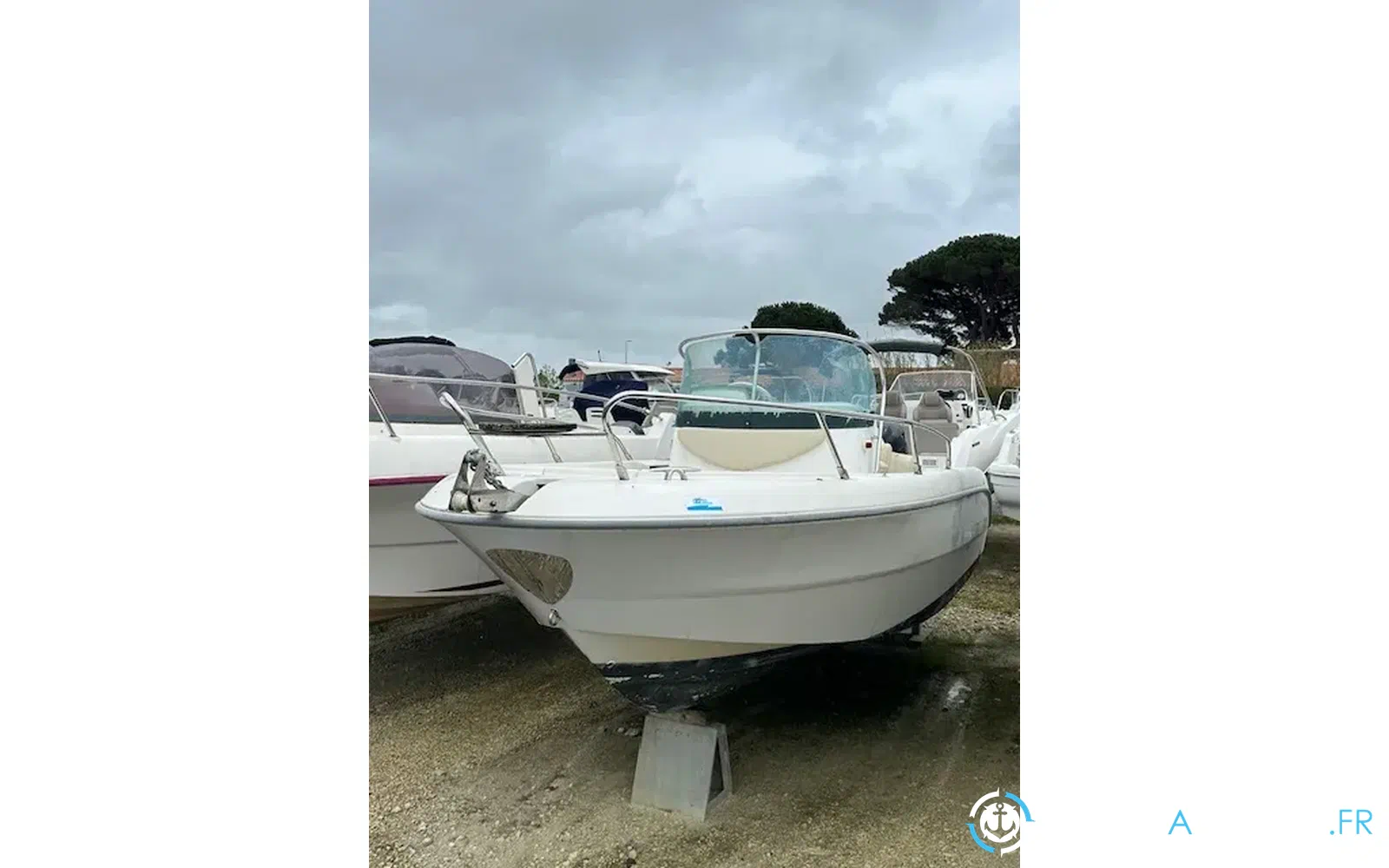 slider 2 Sessa Marine Key Largo 20 Deck