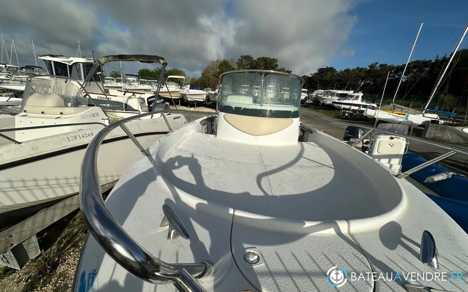 slider 5 Sessa Marine Key Largo 20 Deck