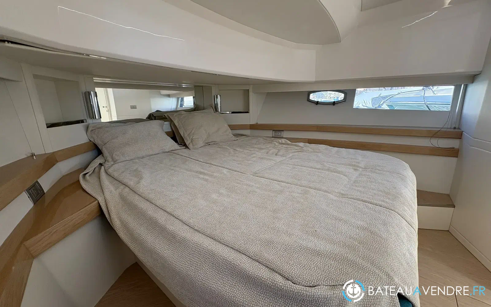 slider 18 Rio Yachts Daytona 50