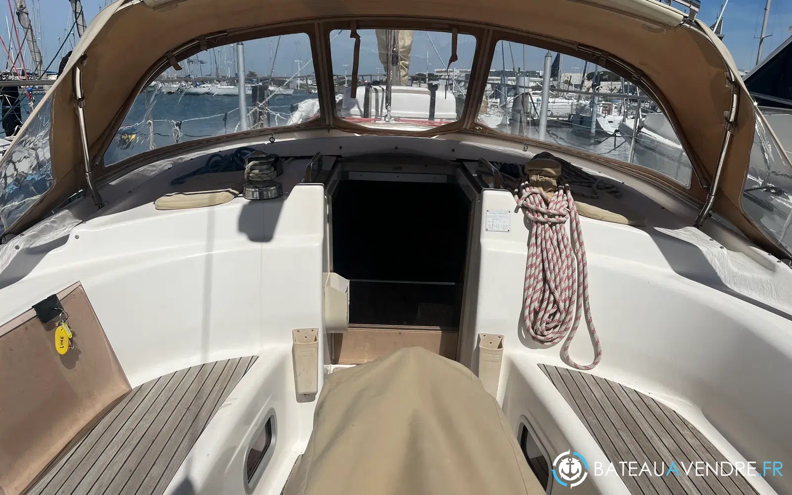 slider 3 Bavaria 42 cruiser