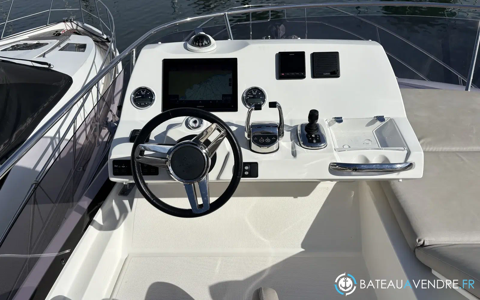 slider 12 Prestige Yachts 420 Fly