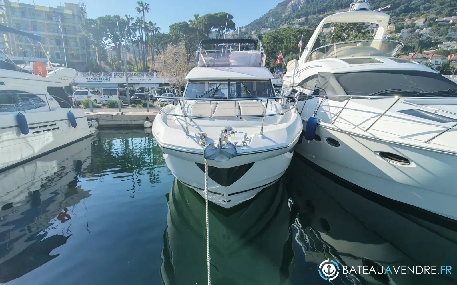 slider 7 Prestige Yachts 420 Fly