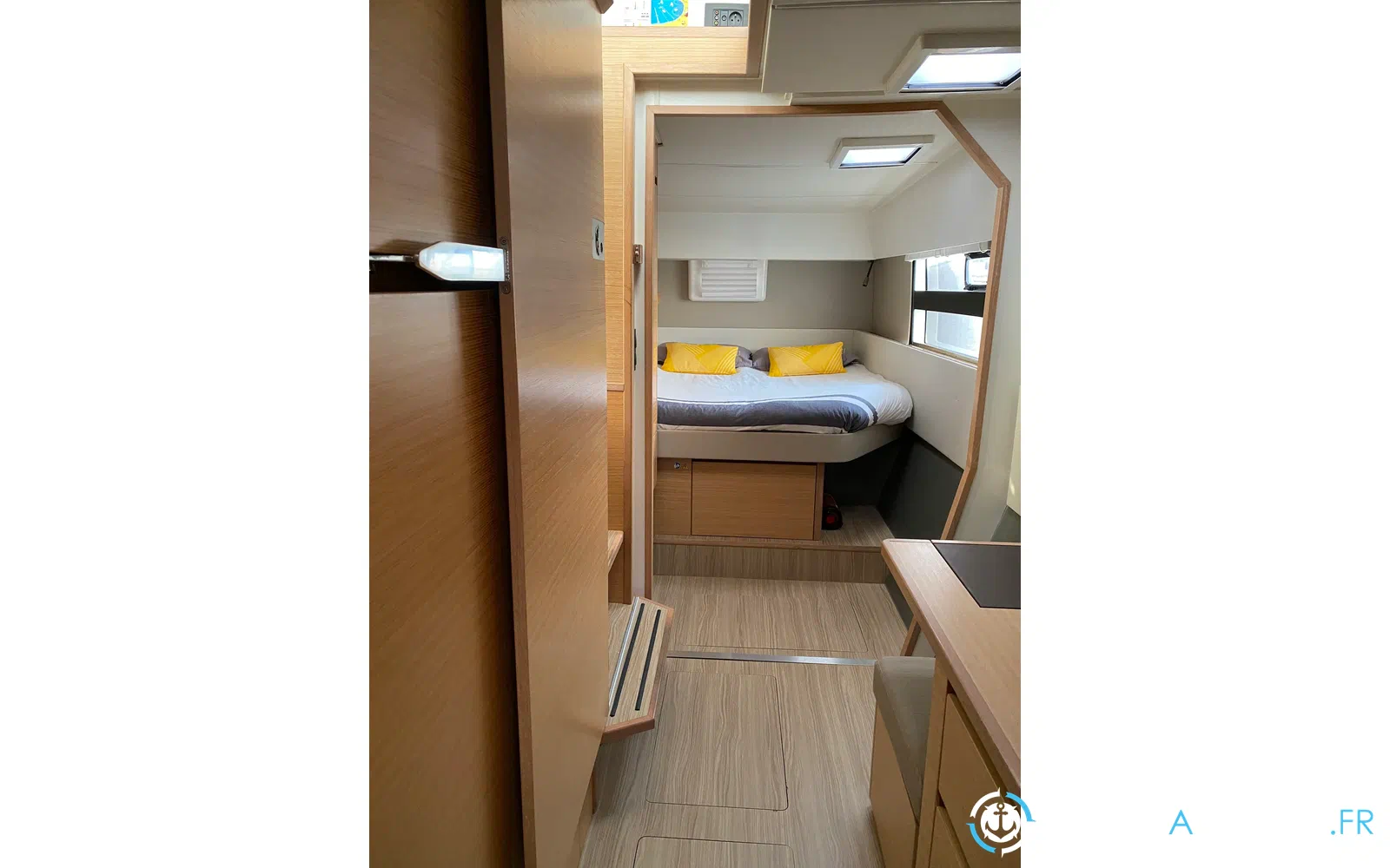 slider 6 Nautitech 40 Open