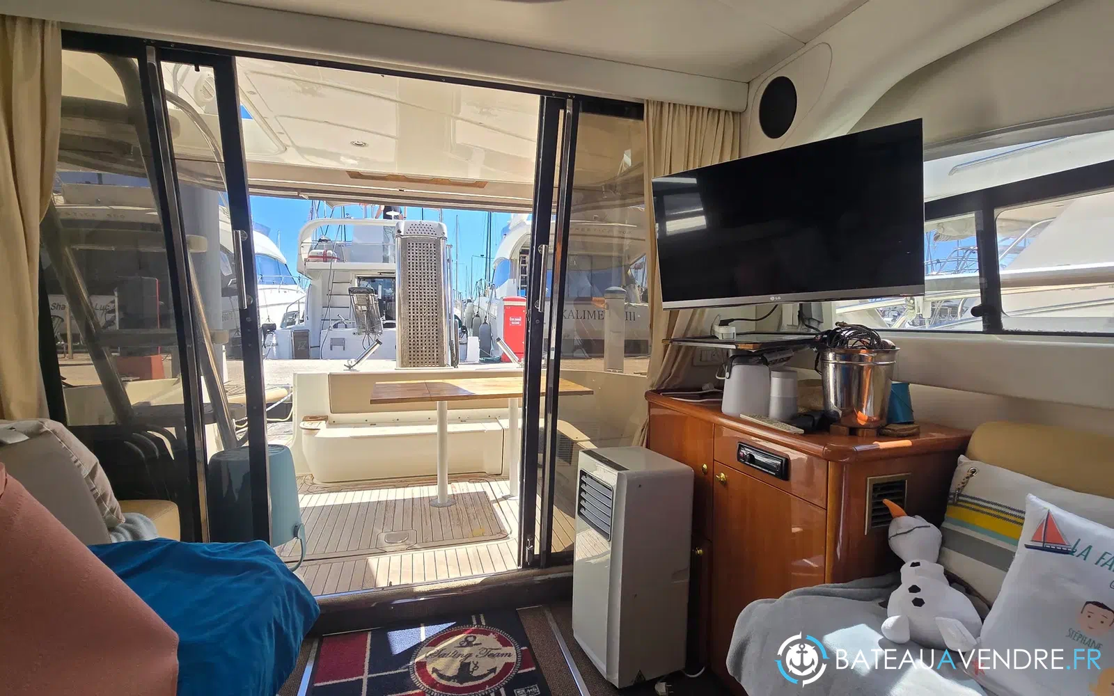 slider 6 Cranchi Atlantique 40 Fly