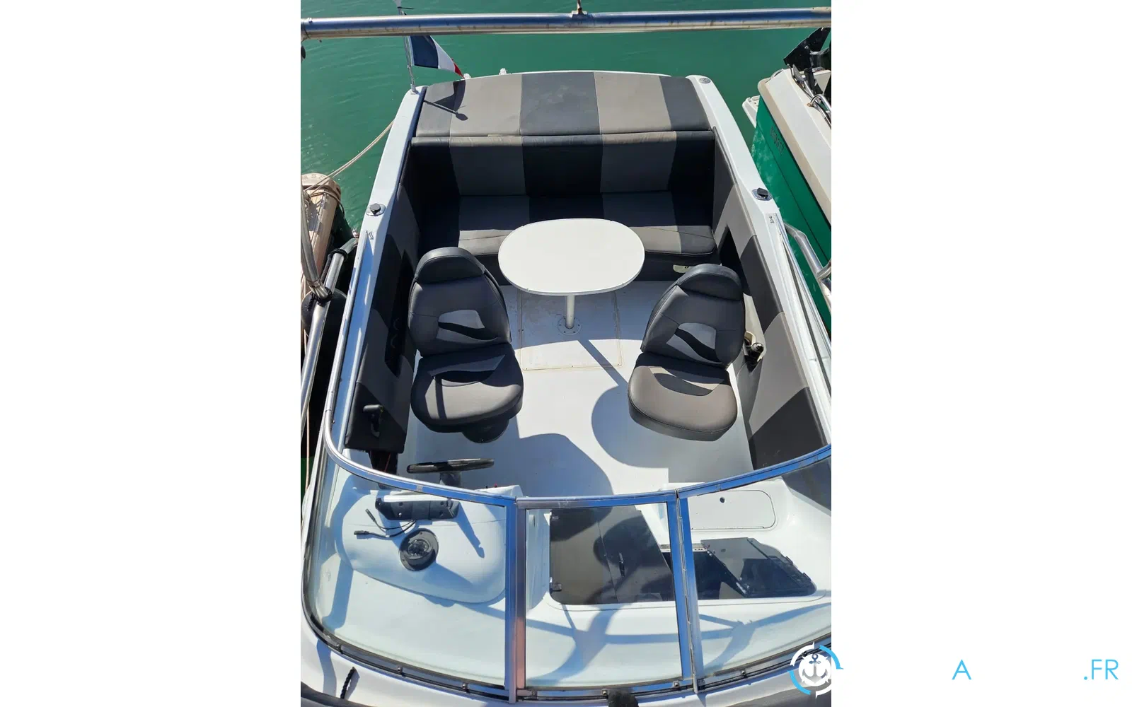 slider 2 Four Winns Sundowner 205