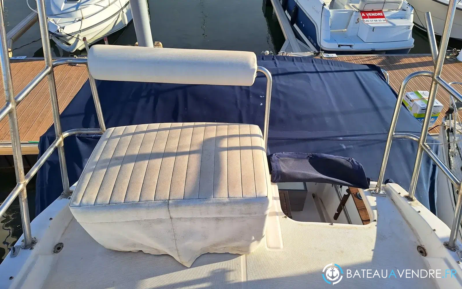 slider 18 Beneteau Antares Serie 9