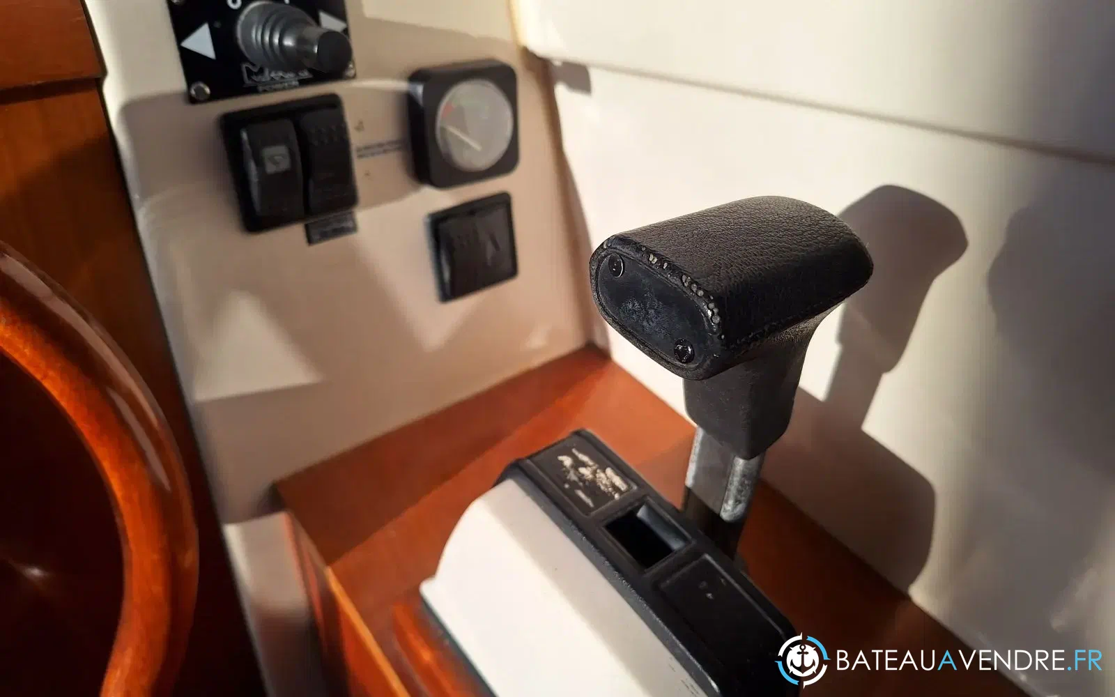 slider 8 Beneteau Antares Serie 9