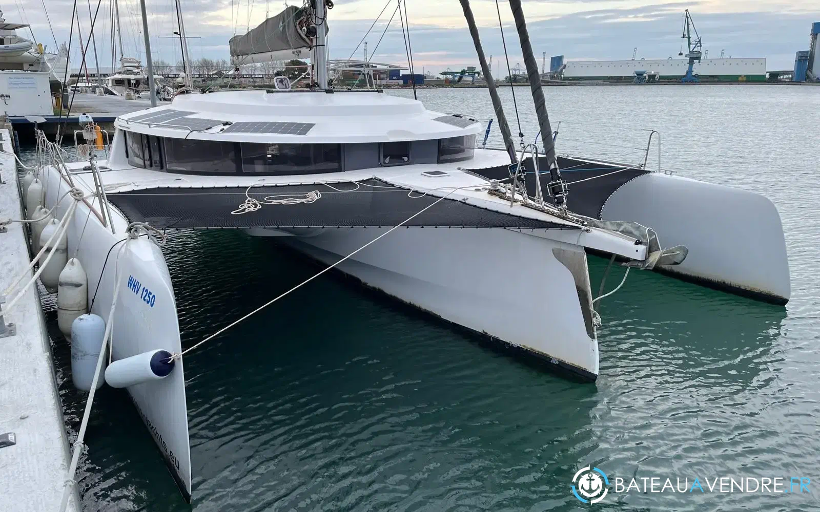 slider 10 Neel Trimarans Neel 45