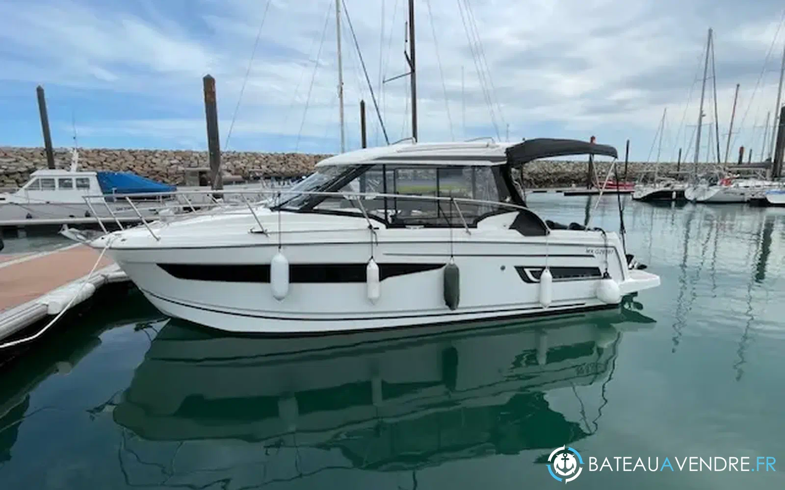 slider 2 Jeanneau Merry Fisher 895