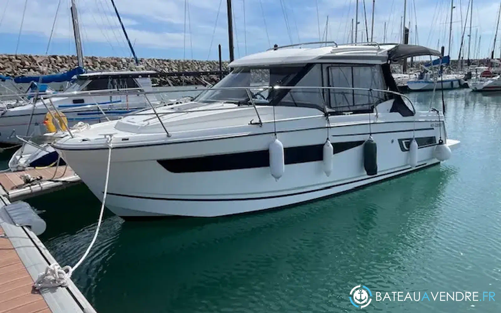 slider 3 Jeanneau Merry Fisher 895