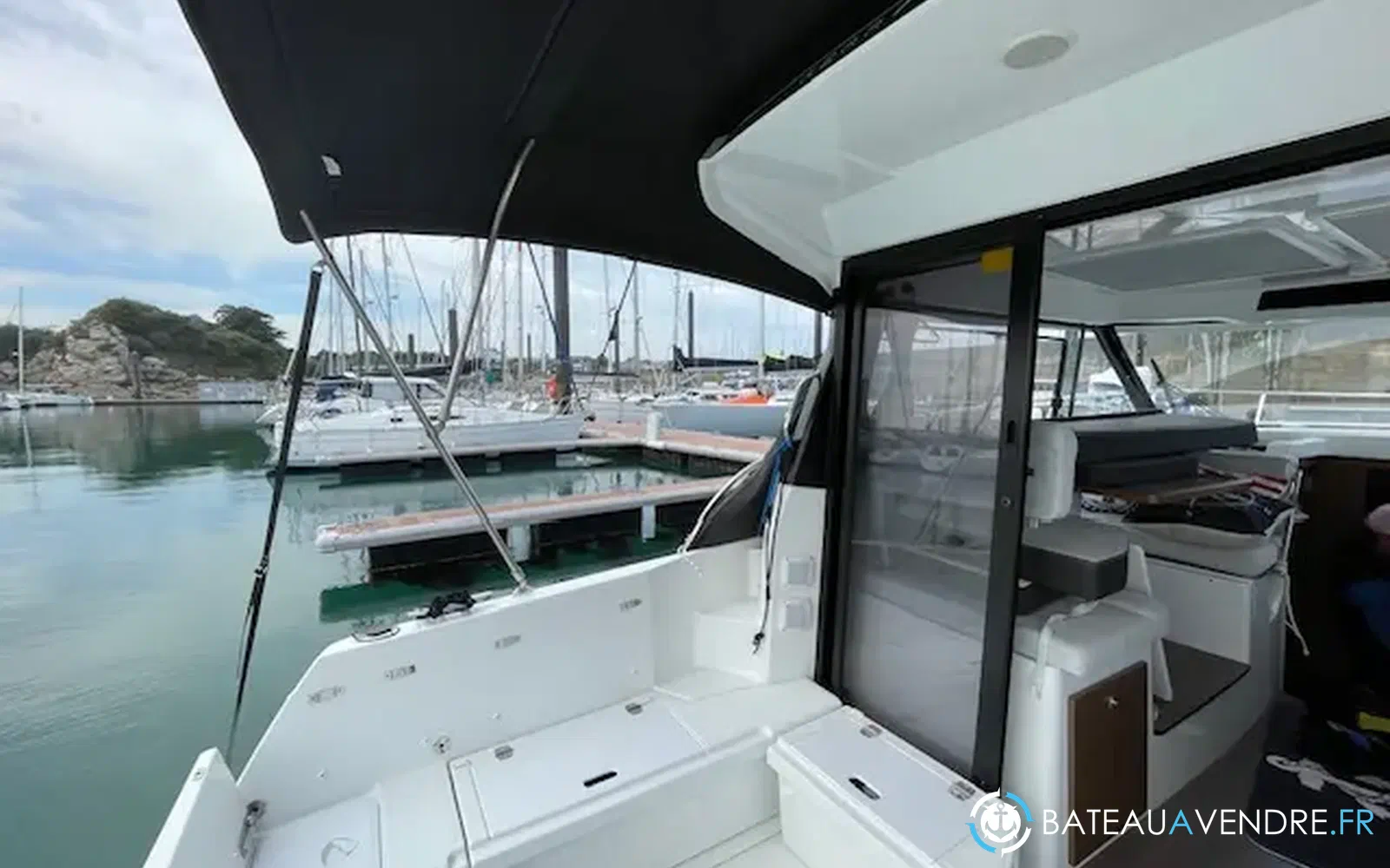 slider 8 Jeanneau Merry Fisher 895