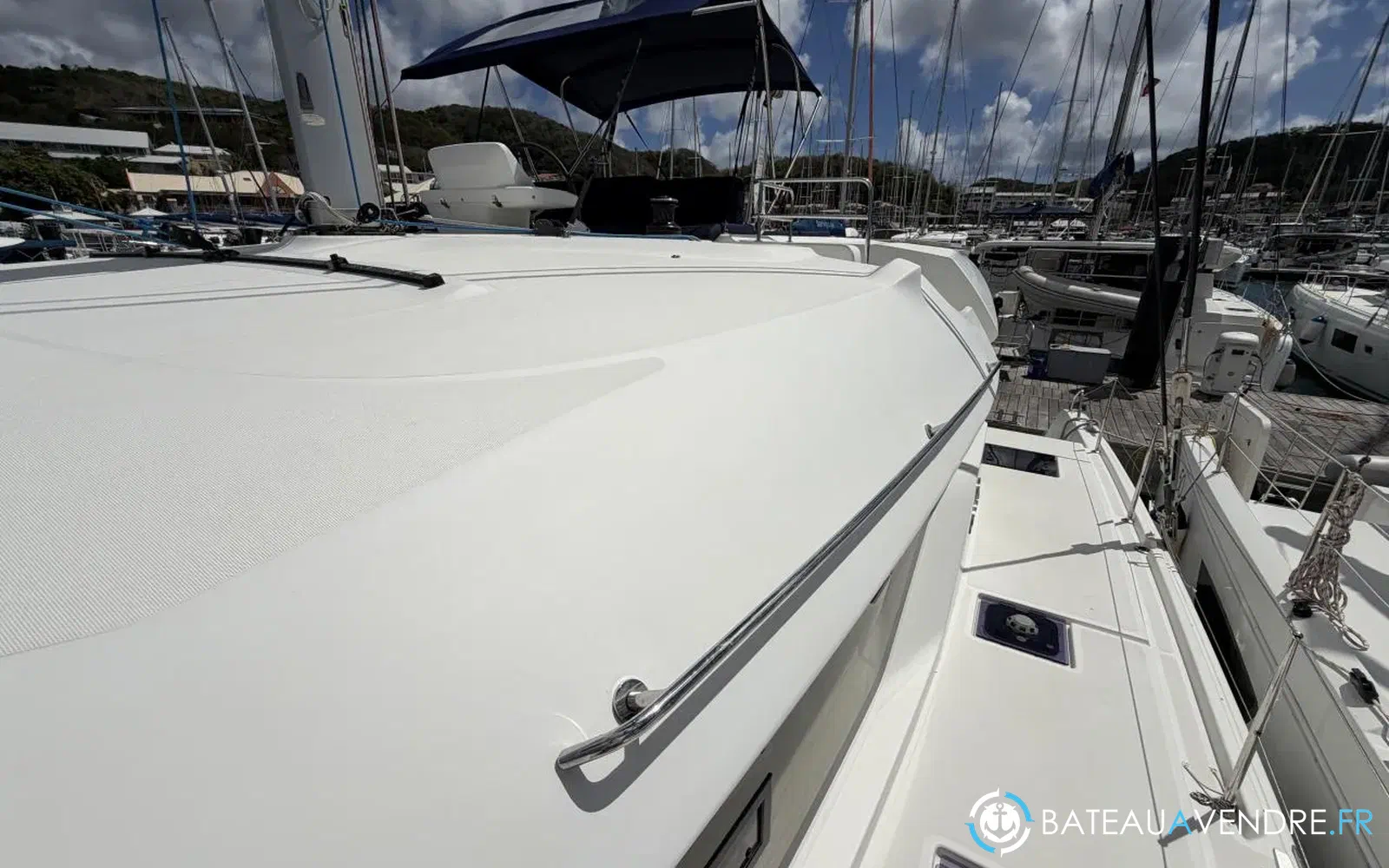 slider 10 Lagoon 50