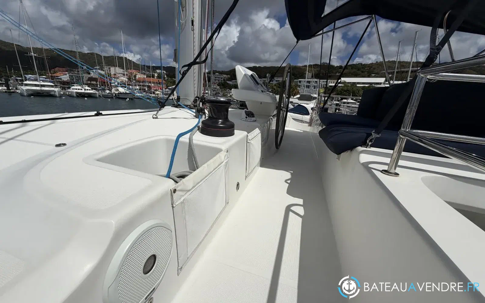 slider 13 Lagoon 50