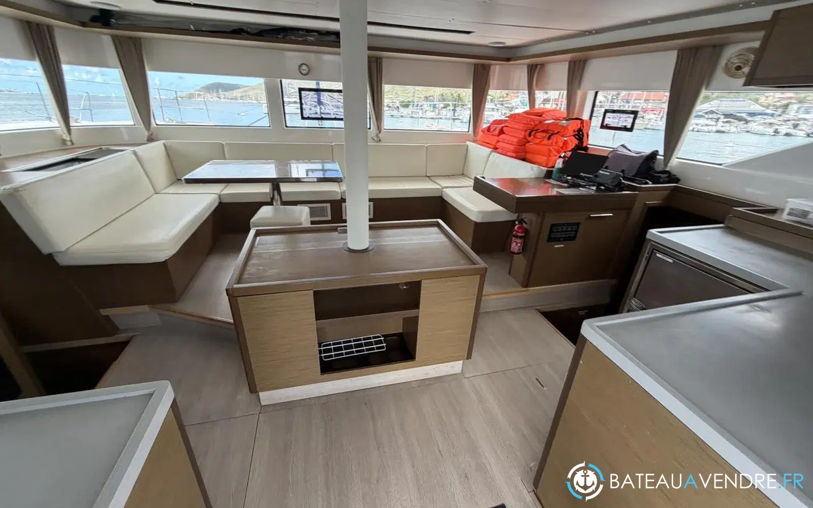 slider 20 Lagoon 50