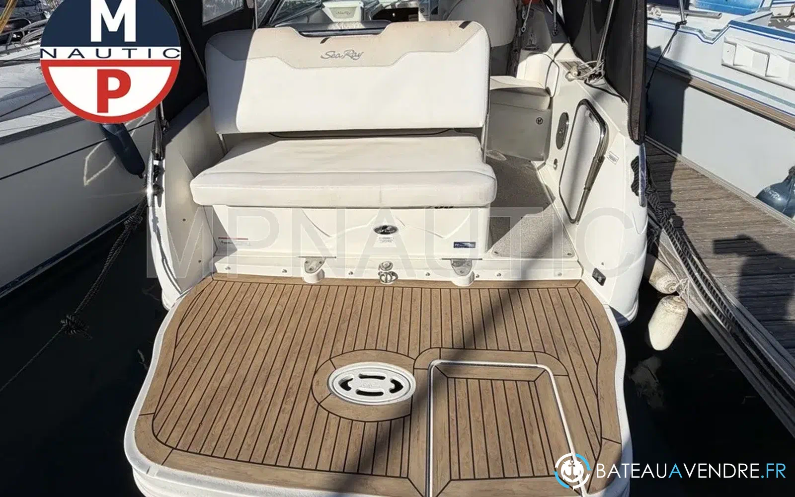 slider 22 Sea Ray 255 Sundancer