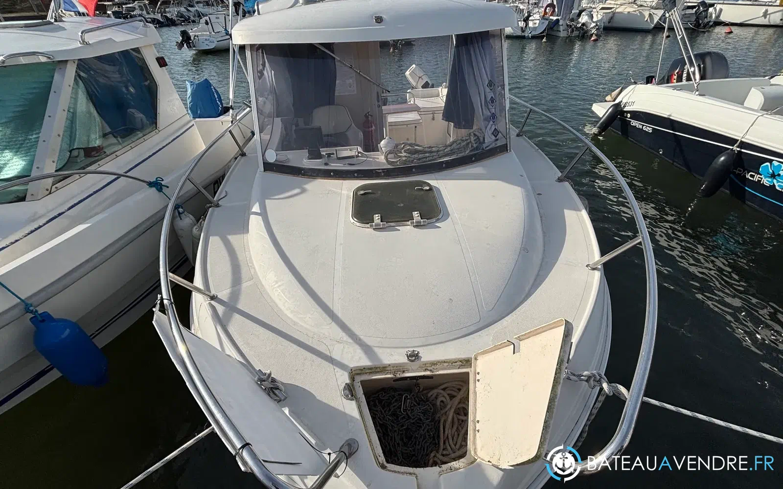 slider 16 Pacific Craft 560 Timonier