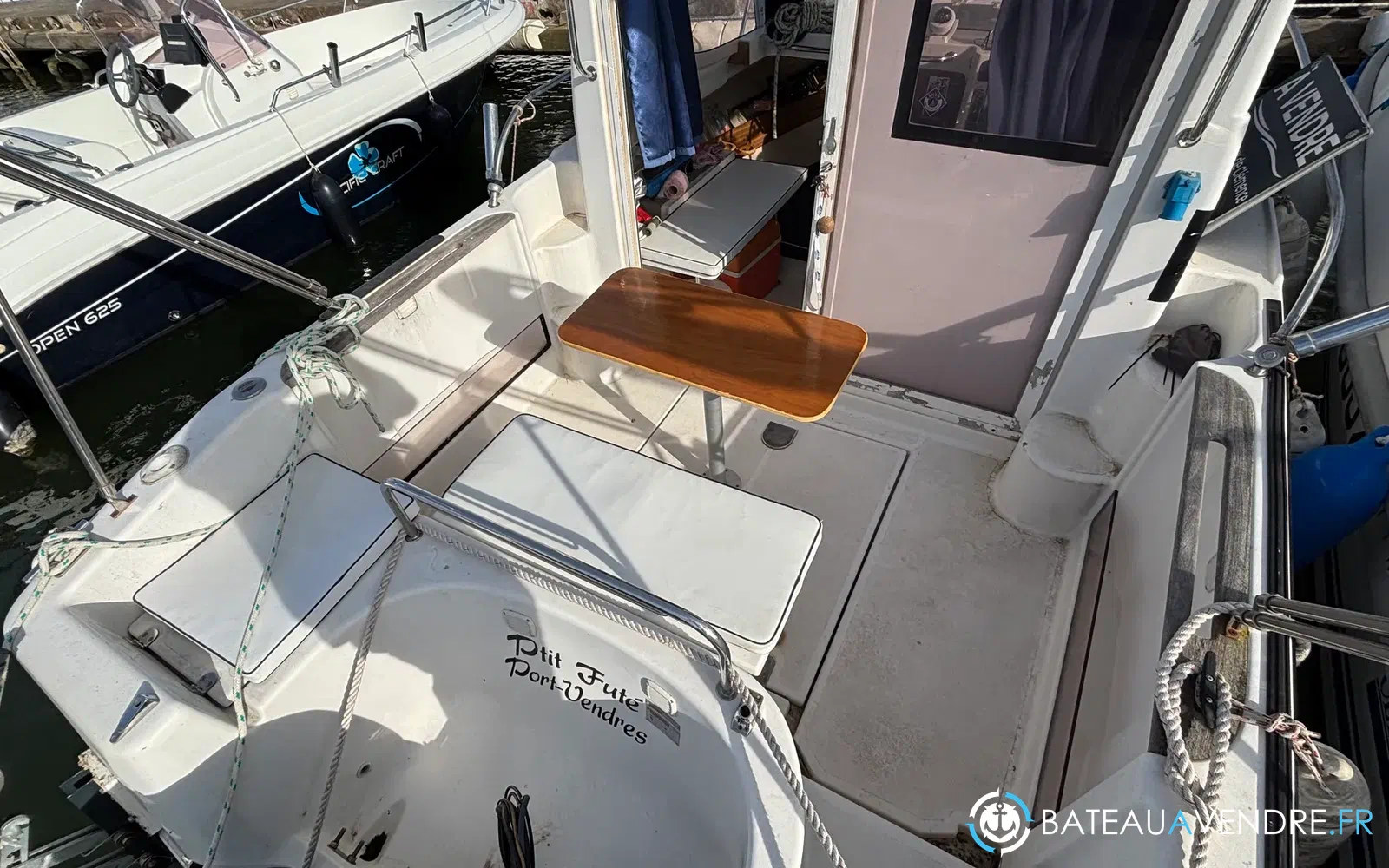 slider 3 Pacific Craft 560 Timonier