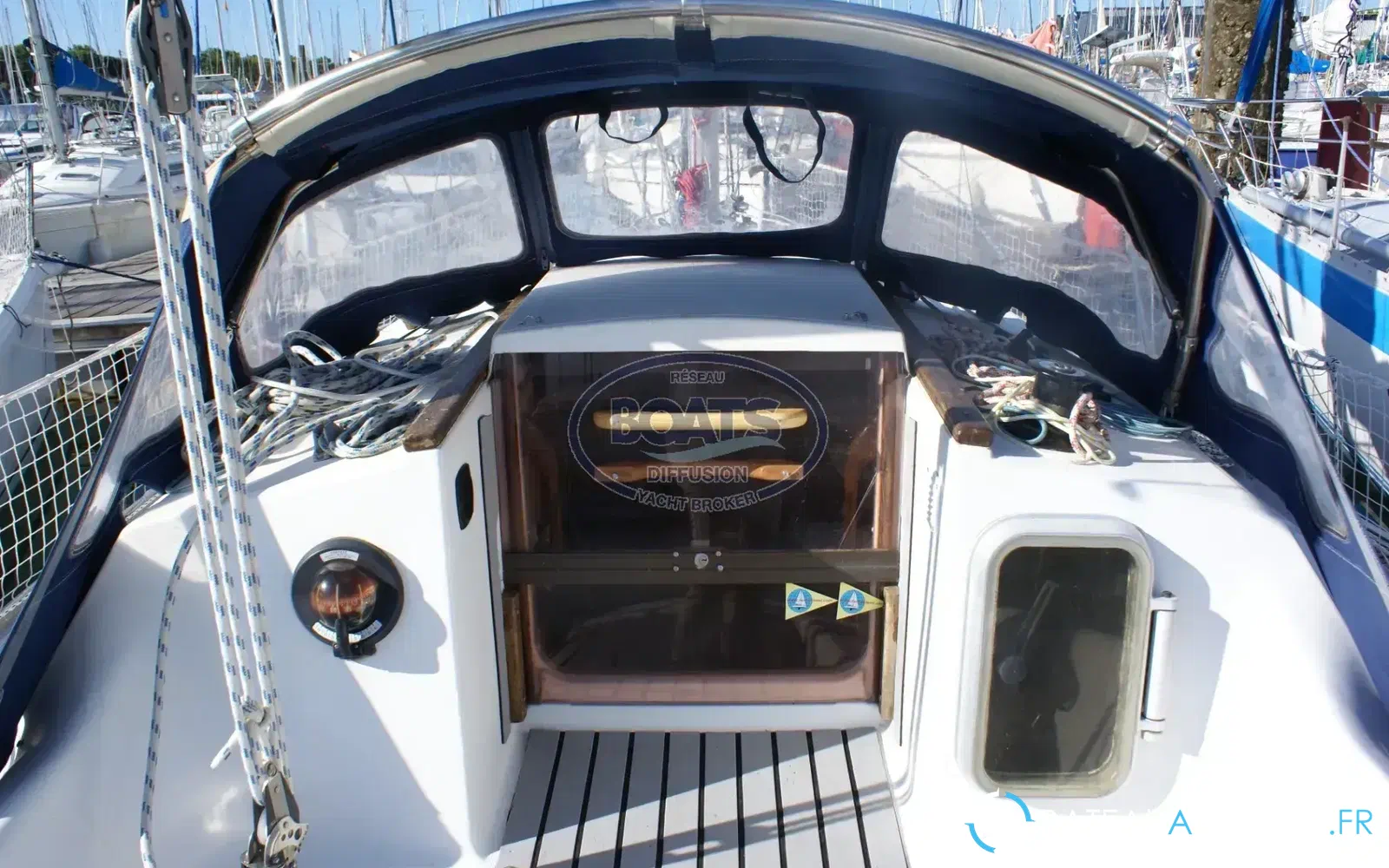 slider 8 Jeanneau Fantasia 27