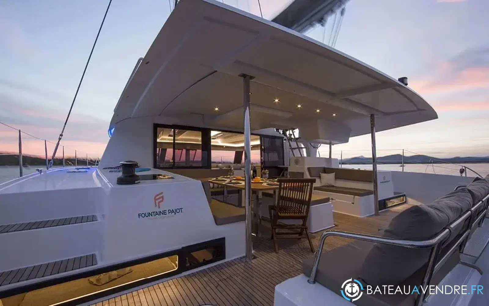 slider 2 Fountaine Pajot Saba 50