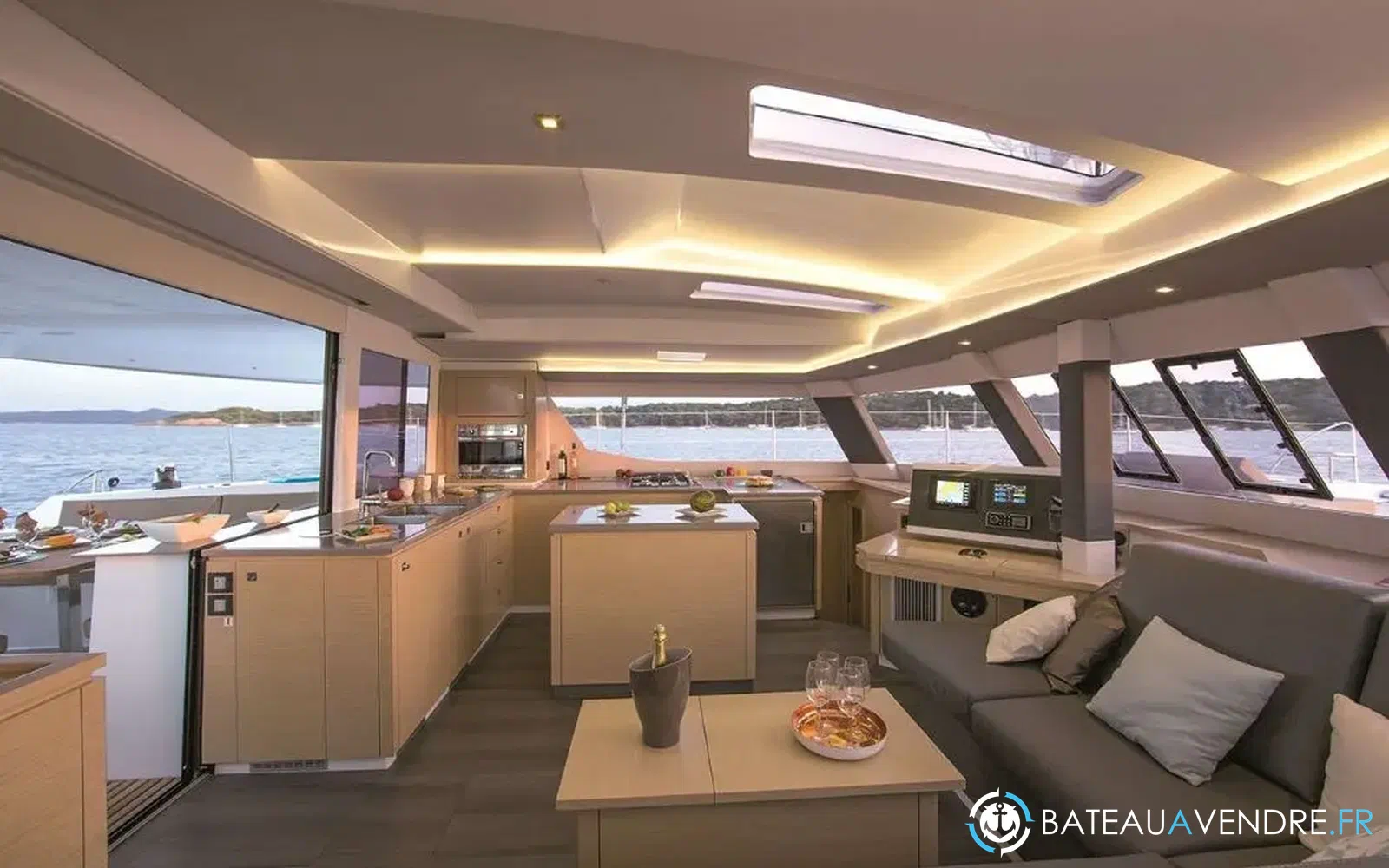 slider 4 Fountaine Pajot Saba 50