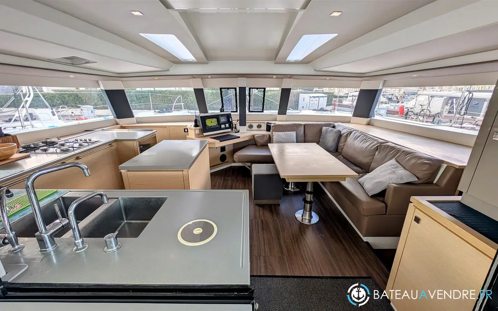 slider 5 Fountaine Pajot Saba 50