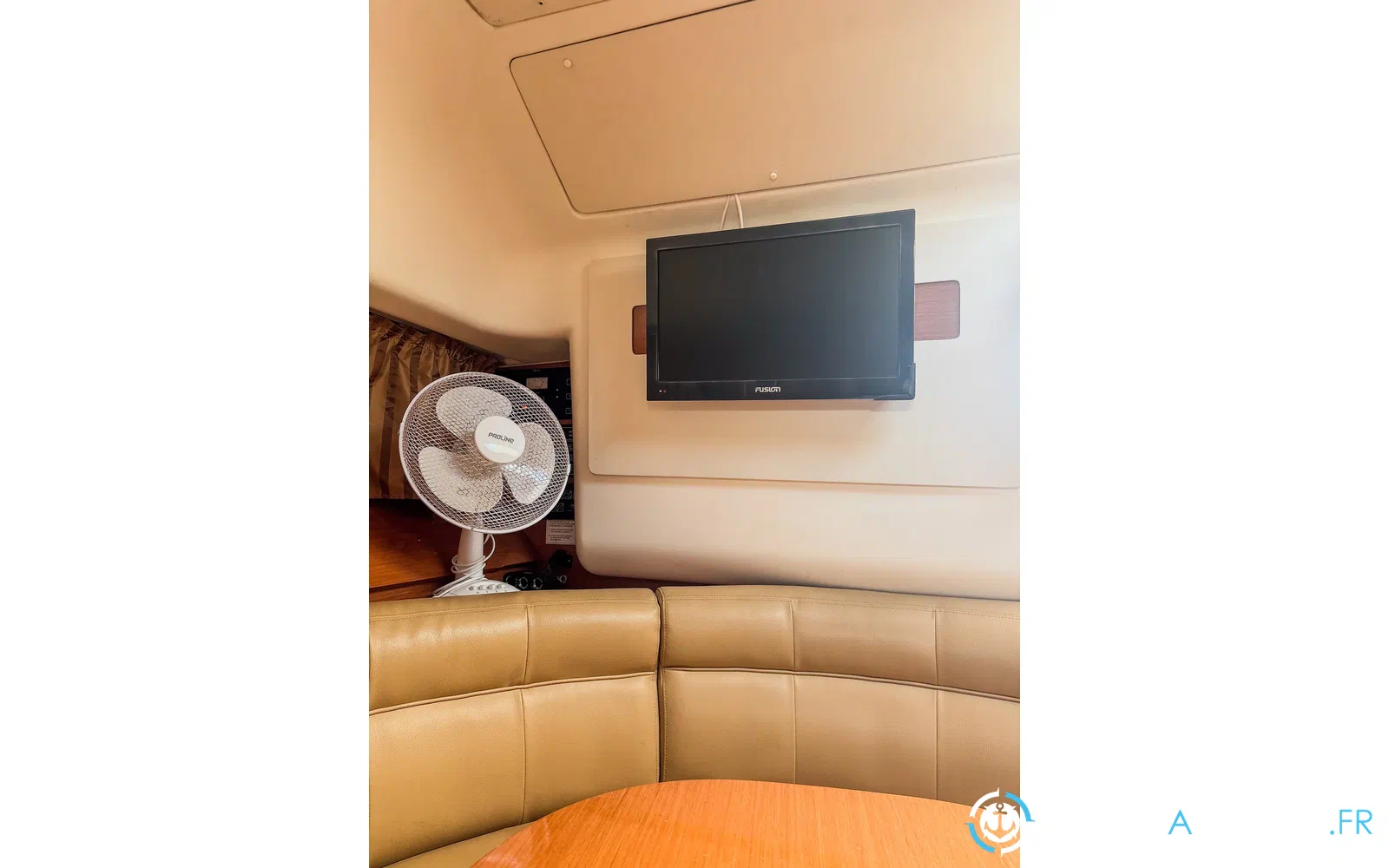 slider 27 Jeanneau Prestige 34 S