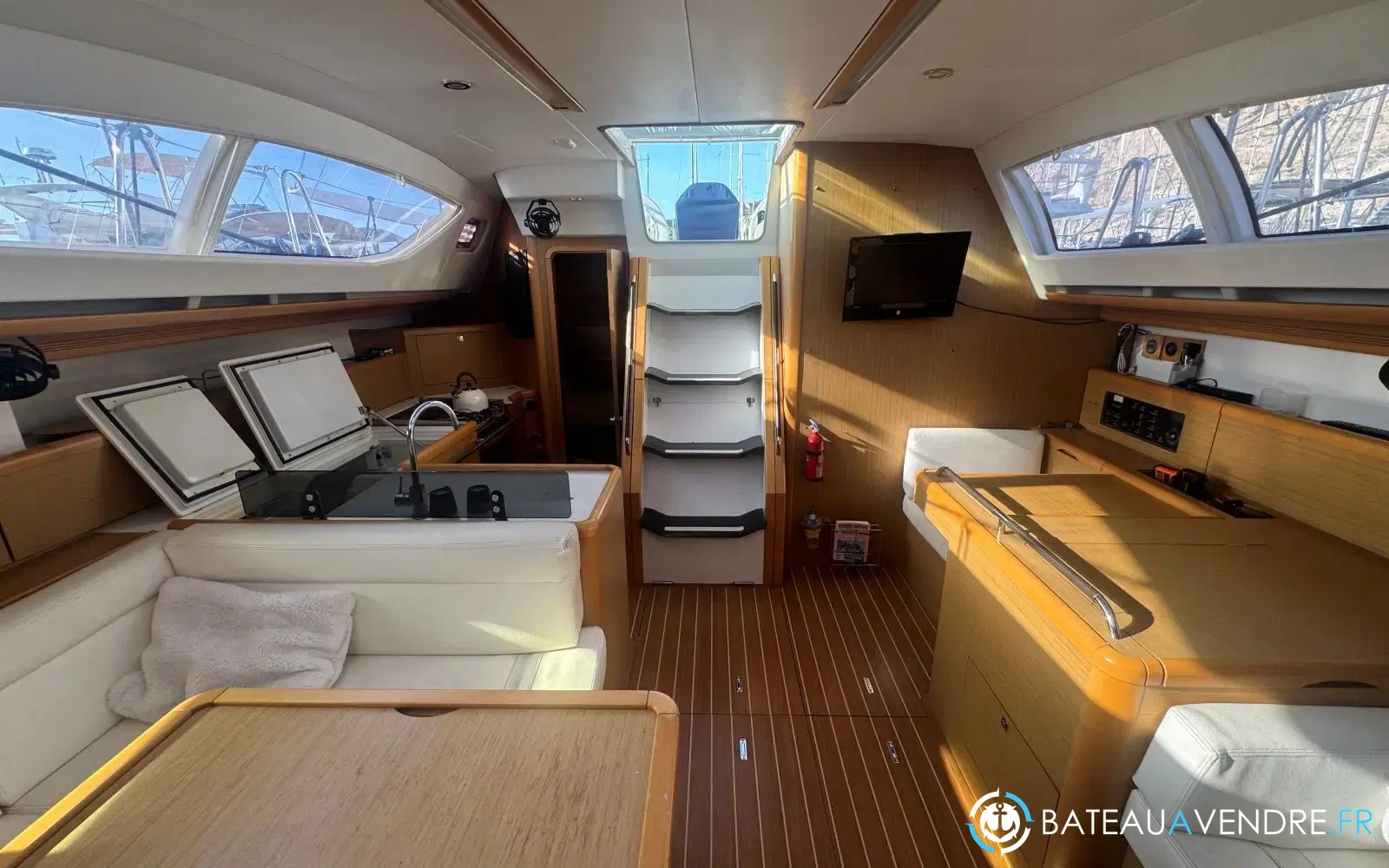 slider 22 Jeanneau Sun Odyssey 50 DS