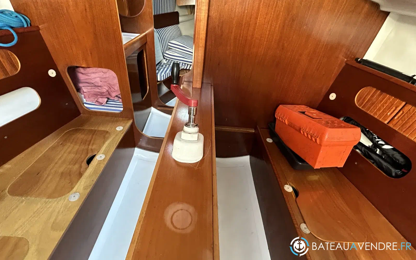 slider 1 Beneteau First 260 Spirit