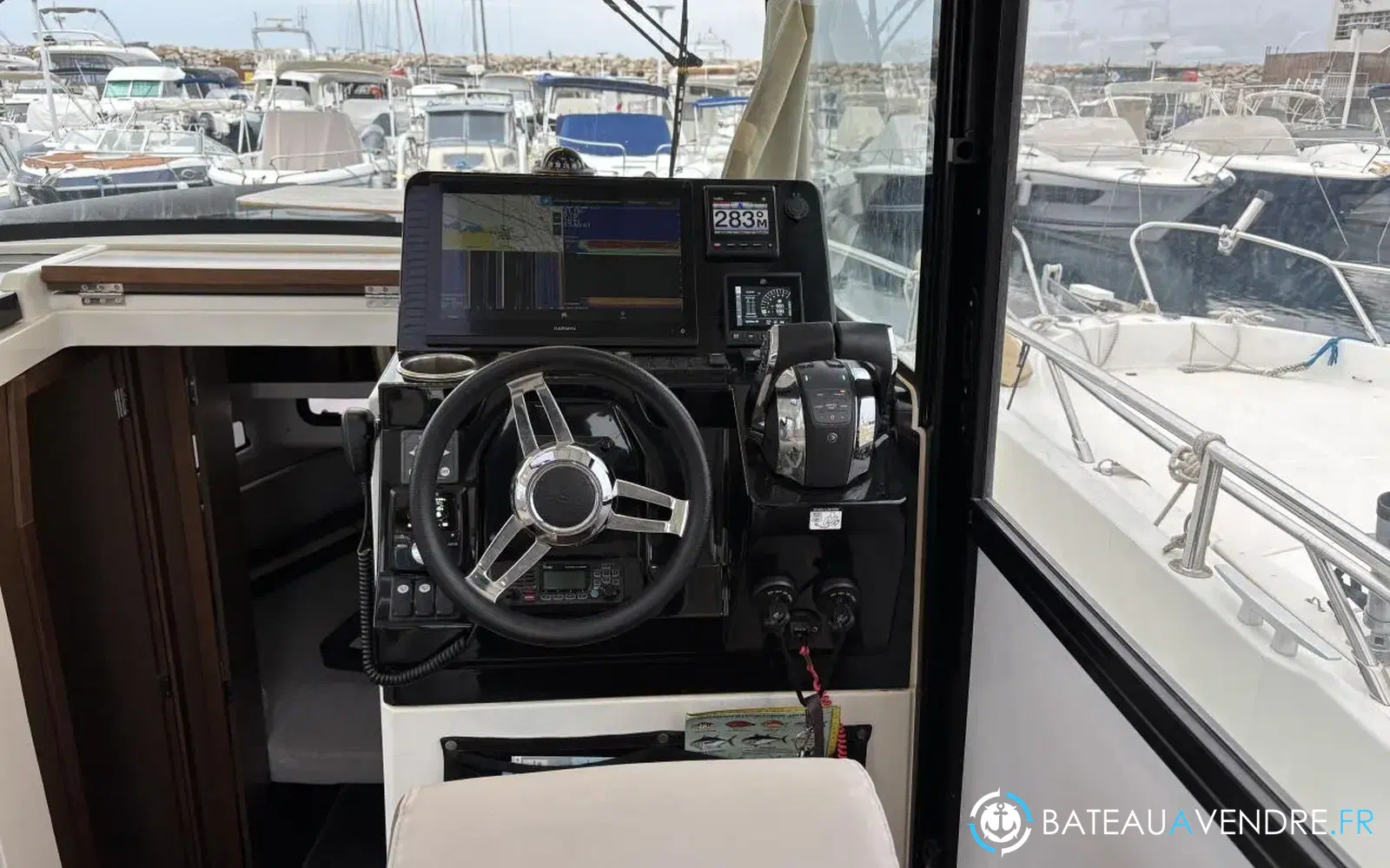 slider 12 Jeanneau Merry Fisher 895 Sport