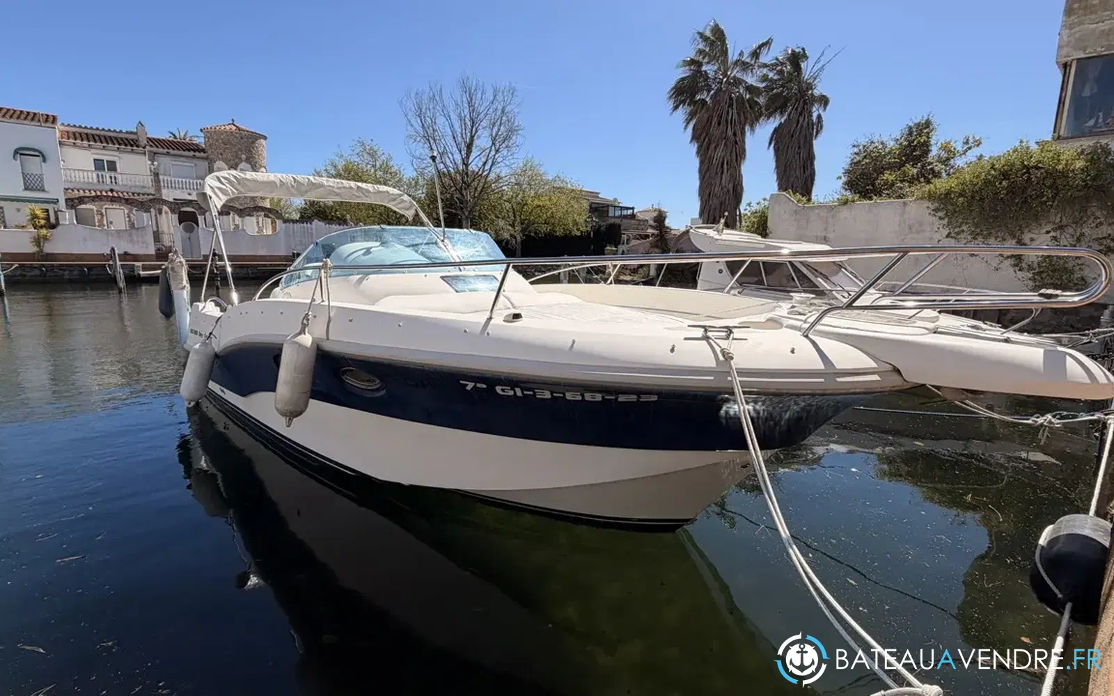 slider 1 Rio 850 Day Cruiser