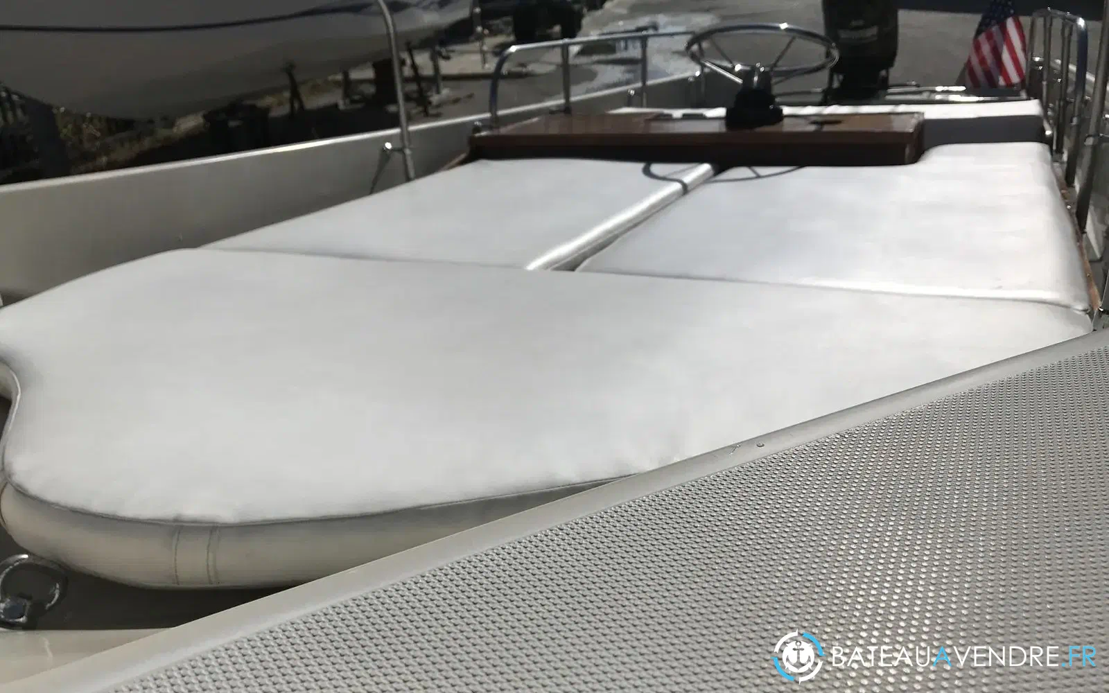slider 14 Boston Whaler 17